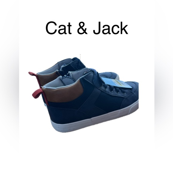 NWT - Cat & Jack High Top Tennis Shoes size 6 with side zippers. KIDS - Picture 4 of 12